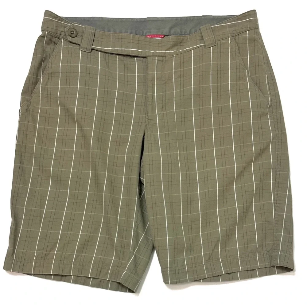 The North Face Plaid Tan‎ Bermuda Shorts Women’s Sz 12
